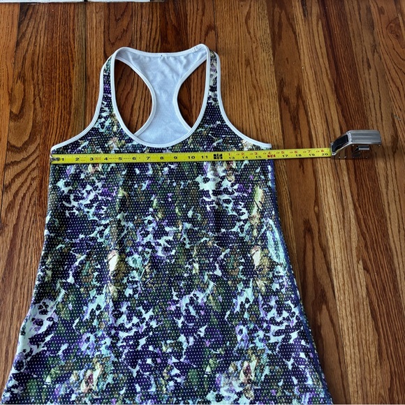 Lululemon Cool Racerback Tank Floral Sport Top. Size 6 - Picture 2 of 5
